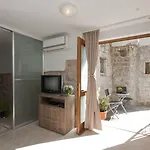 Konukevi Spaladium 4*