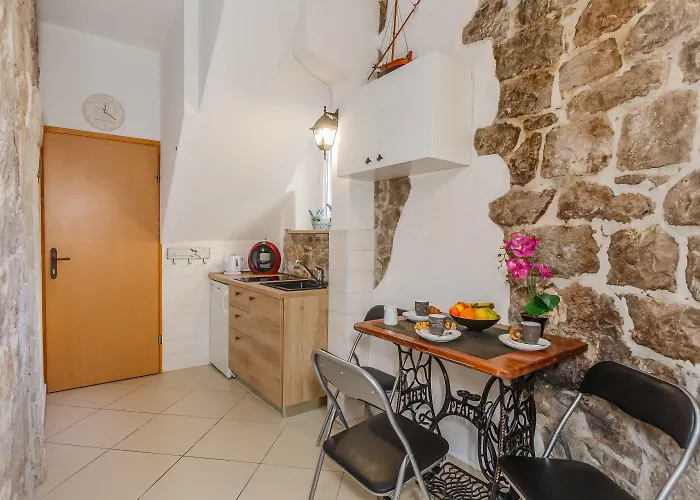 Villa Spaladium Guest house 4*