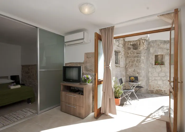 Guest house Villa Spaladium 4*