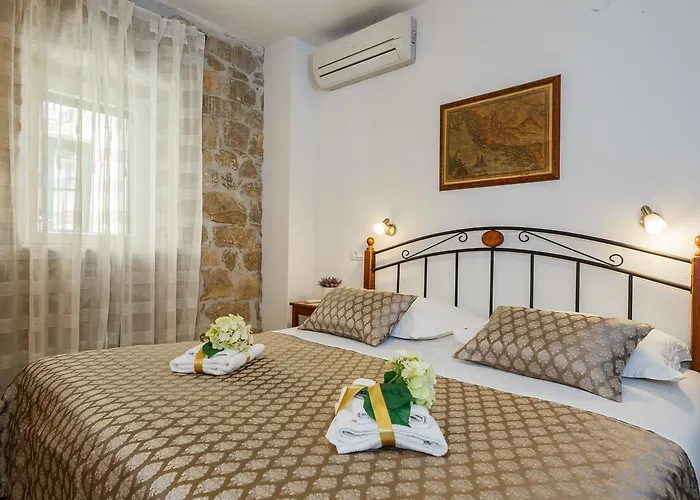 Villa Spaladium Guest house