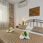 Villa Spaladium Guest house