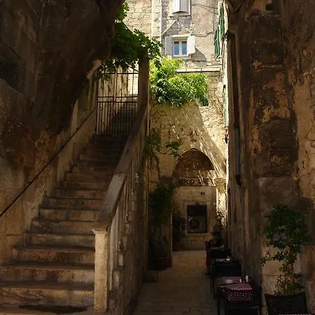 Vendégház Spaladium