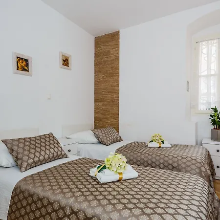 Vendégház Spaladium