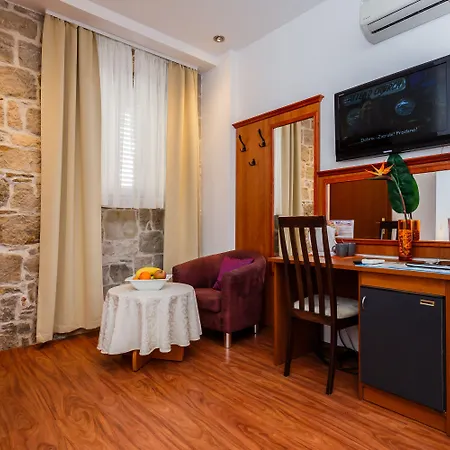 Spaladium Vendégház 4*