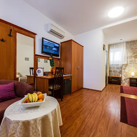 Vendégház Spaladium