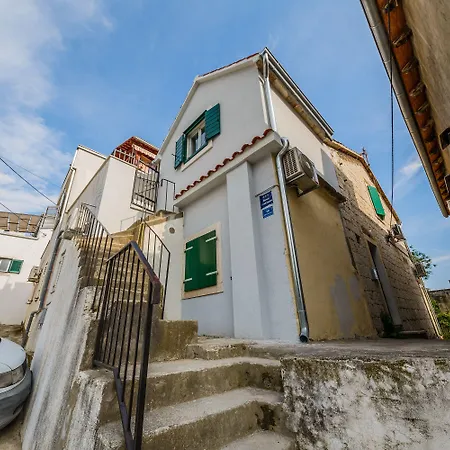 Villa Spaladium Guest house 4*