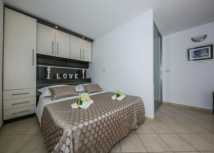 스파라디움 게스트하우스 4*